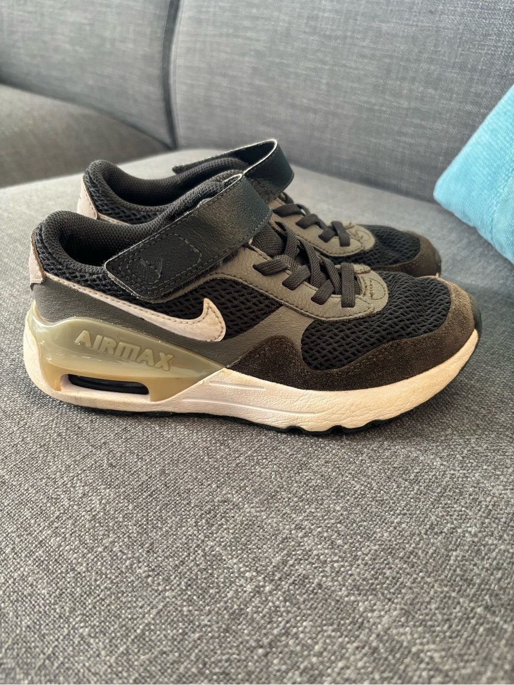 Nike Kids Air Max Sneakers in Black and Tan